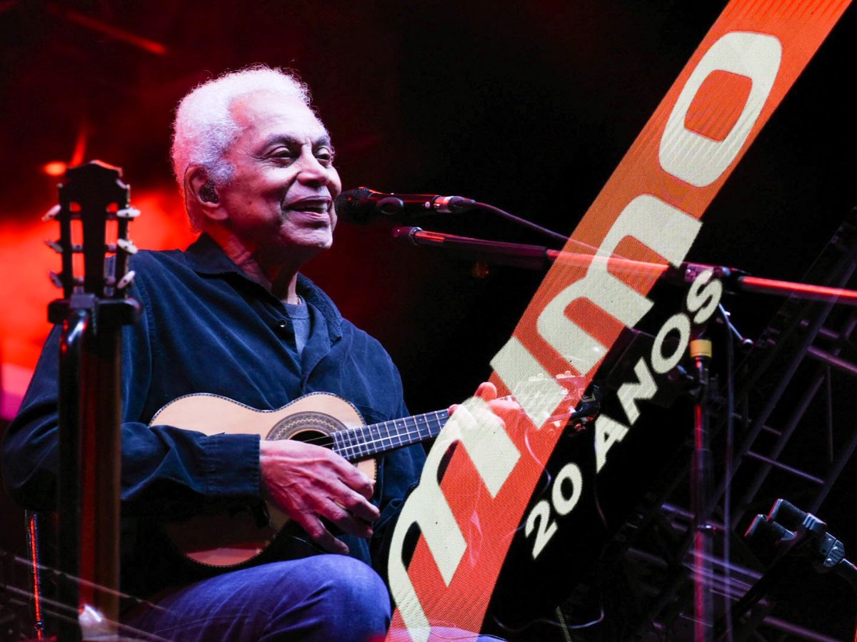PaulinhoDaViola's tweet photo. repost @mimofestival
#PaulinhodaViola, um dos maiores nomes da nossa música, encerrou o #MIMOSP com um show que juntou milhares de pessoas!
Fotos: Rogério Von Kruger / Mapa Fotografia
#paulinhodaviola80anos #MimoFestival https://t.co/UVRwbyw3ml
