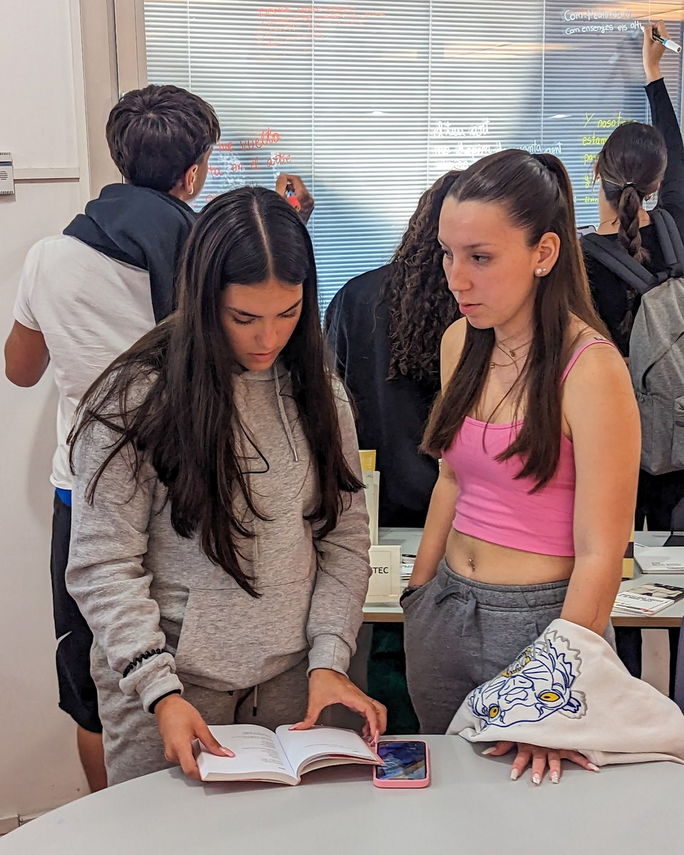 Biblioteca Ignasi Iglésias-Can Fabra tweet media