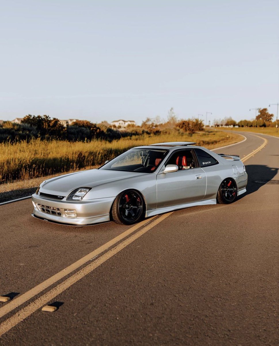 eXtremePrelude's tweet image. Owner:@bagged_bb6 📸:@maarisol.v Spotless. #prelude #bballiance #preludenation #extremeprelude #bb6