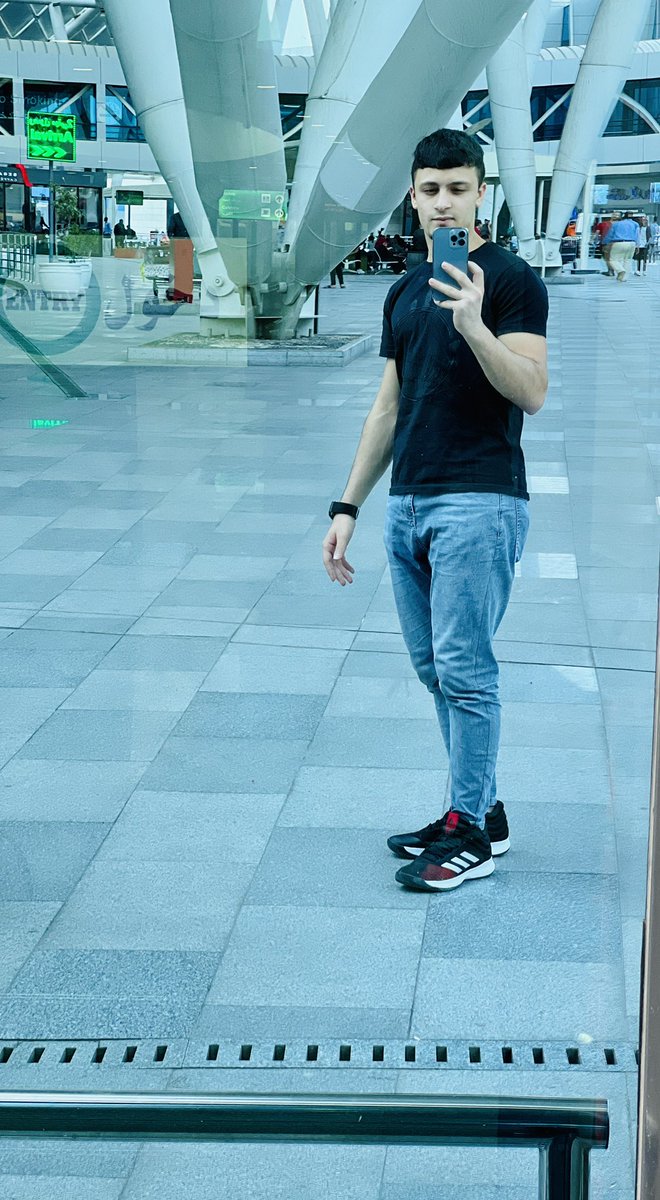 أحسِن نيتك يُحسِن الله حالك وتمنى الخير لِغيرك يأتيكَ الخير مِن حيثُ لا تحتَسِب🙏🏻❤️