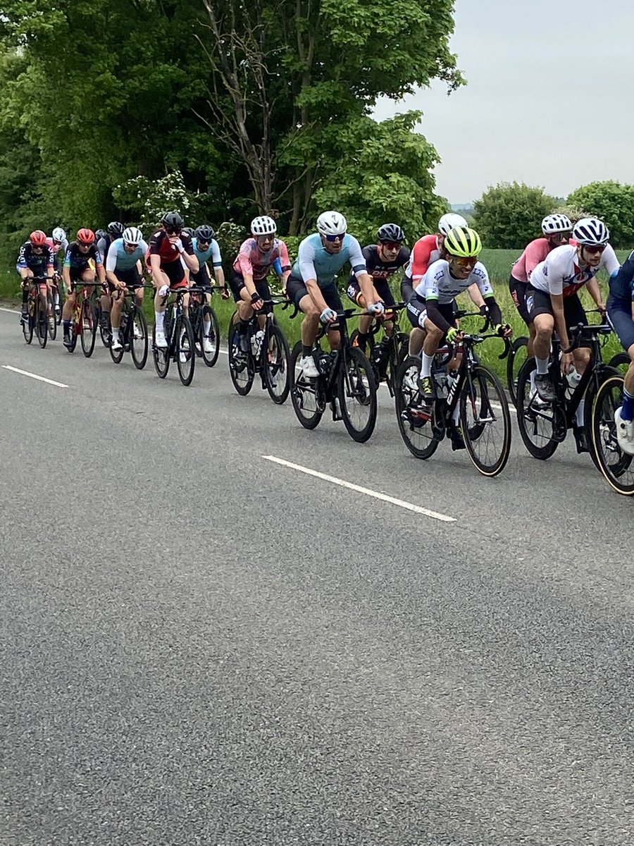AthlonCc's tweet image. This Sunday @AthlonCc in conjunction with @BCEasternRegion will be hosting our annual road race on the East Hanningfield circuit 

A Full field of 60 riders in this 2/3/4 reg A race will depart 9am from the village hall HQ

Get along &amp;amp; support road racing in the region #roadrace