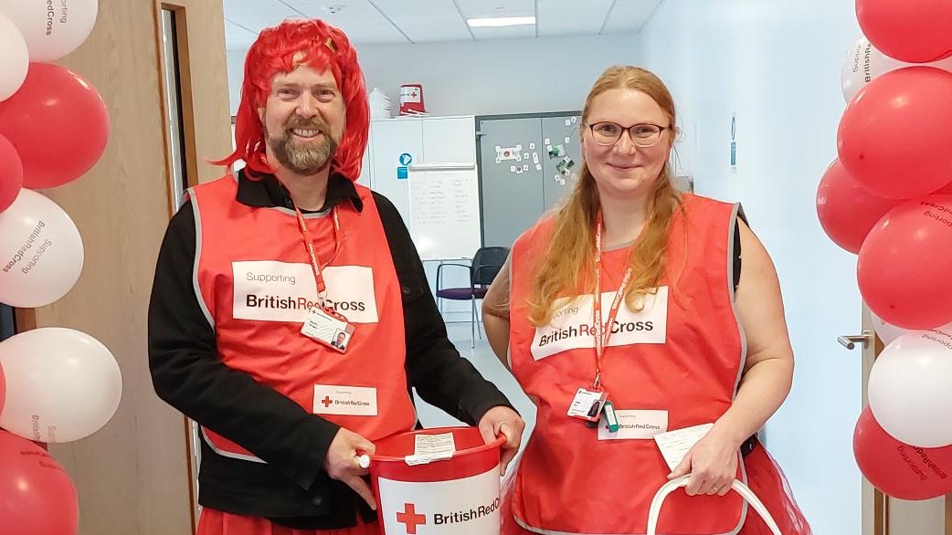 RedCrossScot's tweet photo. The best #MondayMotivation is seeing our Paisley office coming together as one to support #redcrossweek and celebrating our Movement's work across the world ❤ #DreamTeam #MondayMood #britishredcross #redcross #ICRC #IFRC #redcrossday https://t.co/ilTXmseosm