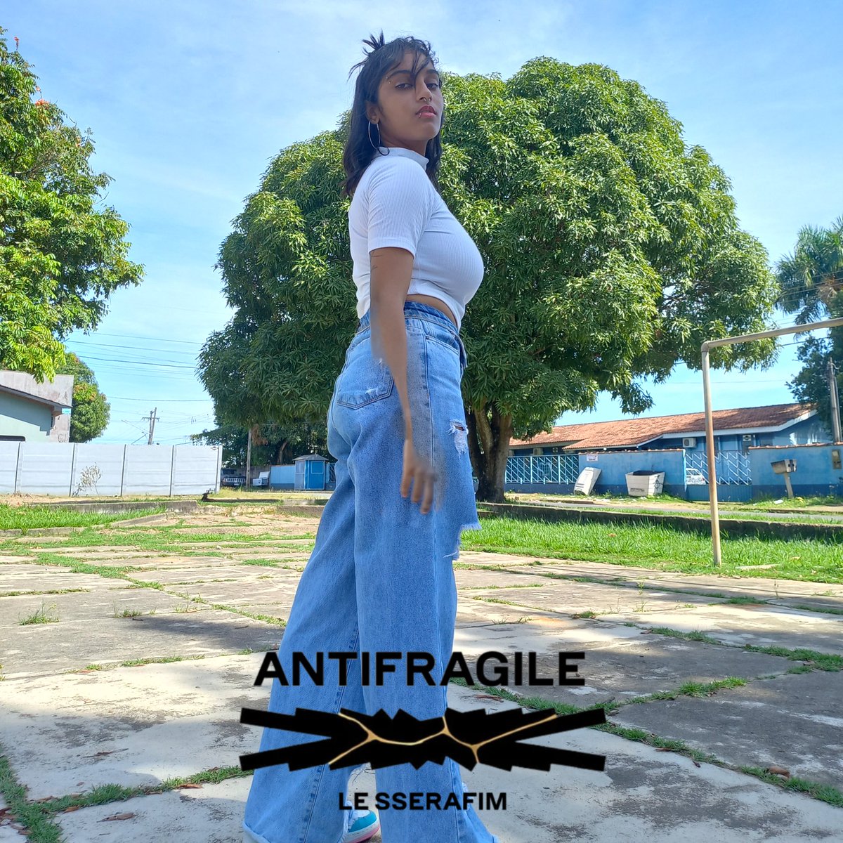 warriorsofic's tweet photo. LE SSERAFIM - ANTIFRAGILE 🖤

• PHOTOS SIAN 🌚

#warriorsoficial #dancekpop #dance #kpopbrasil⭐ #kpop #jisoo #lisa #lisamoney #jennieedit #jennie #teaser
#howyoulikethat #dancecover #pinkvenom #shutdown #bts #lesserafim #antifragile #antifragiledancecover #unforgiven https://t.co/RoXPjVqk3O