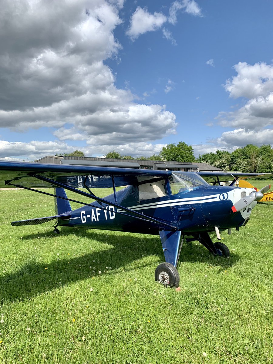 You can fly in one of these aircraft, which one is it going to be?
A) Aeronca Chief
B) de Havilland Tiger Moth
C) Luscombe 8E Silvaire 
#avgeek #taildragger