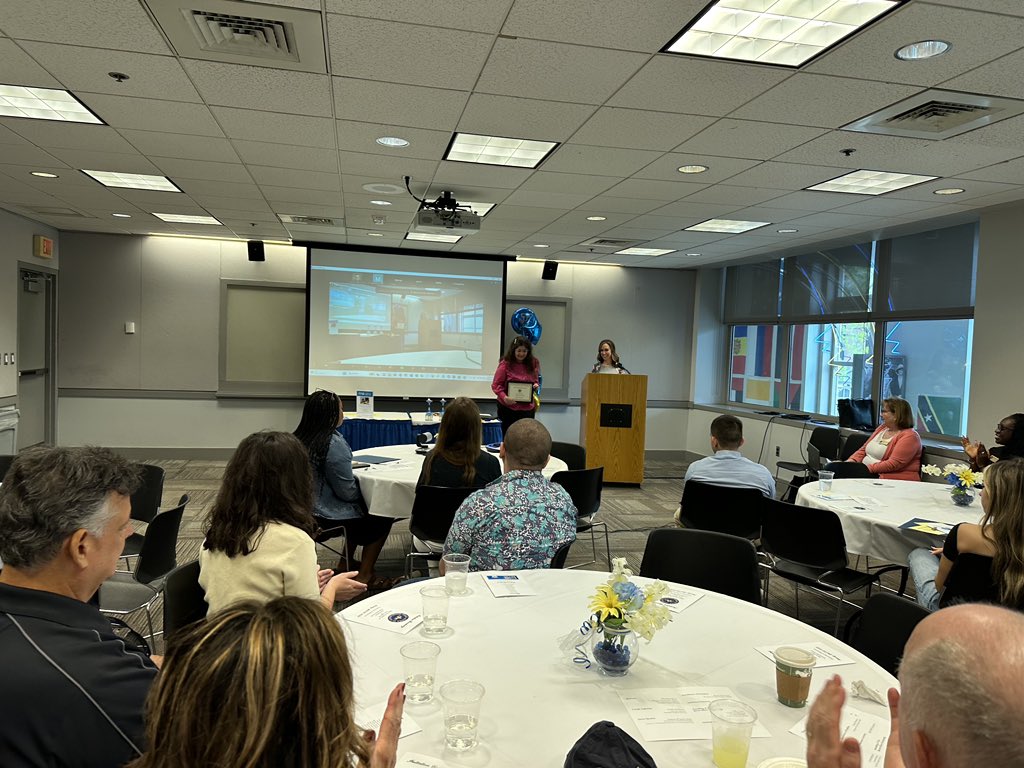 ChildsPlayLab's tweet photo. Congratulations to Faezeh, one of our graduate students, on winning the Kevin Miner Scholarship from Delta Alpha Phi at UD!! We are so proud of you 😄✨🎉🥳 https://t.co/mT8jorgsDG