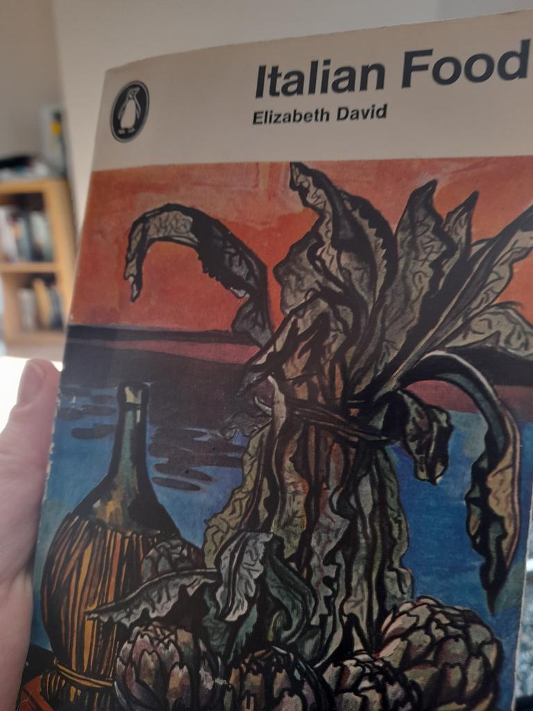 CatMai's tweet photo. Just having an hour reading this. https://t.co/6kcdfCGCrh