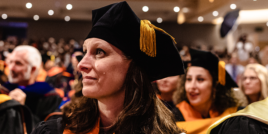 UT_Dallas's tweet photo. 1️⃣0️⃣4️⃣ Phd and 1️⃣2️⃣ audiology students received their doctoral hoods during a ceremony last week 👏 Congrats to all on a remarkable achievement! https://t.co/xGAEVvTmS5
