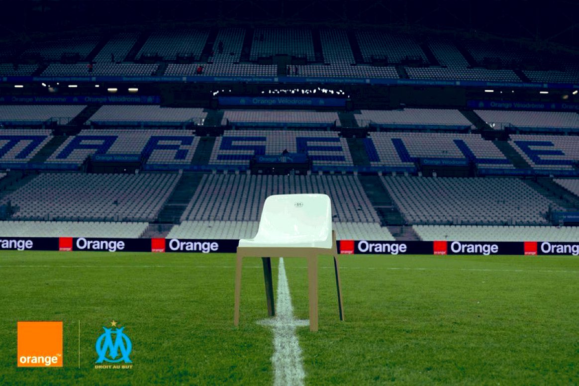 Voilà le cadeau OM que je me suis offert pour mon anniversaire 🥳 

Fier de contribuer à cette opération menée par l'<a href="/OM_Officiel/">Olympique de Marseille</a> via <a href="/mtransversale/">Maison Transversale</a> et <a href="/orangevelodrome/">Orange Vélodrome 🏡</a> : le siège Collector du Velodrome en édition limitée.

L'intégralité des bénéfices de la vente va au programme