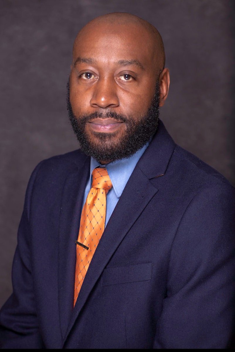 Congratulations to Mr. Bruce Jackson, on his new appointment as the 2023-2024 Executive Principal of ⁦<a href="/mcgavock_high/">McGavock High School</a>⁩ ! We will miss you ⁦<a href="/EastNashMiddle/">East Nashville MS</a>⁩ , but excited you are still serving the #North families! Lets get it, Raiders! ❤️ 💙 ⁦<a href="/MetroSchools/">Metro Schools</a>⁩