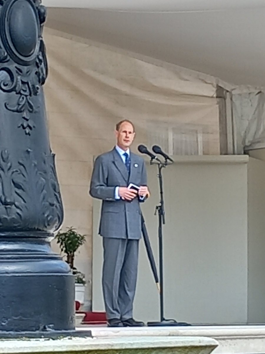 #celebratewithDofE a most amazing day . Thank you <a href="/DofEGMTeam/">Greater Manchester DofE</a> for the invite. Proud to run this at @allsaintsccduk with <a href="/ASCC_PArts/">ASCCPAMusic</a> and <a href="/ASCCArtDept/">All Saints Art</a> !