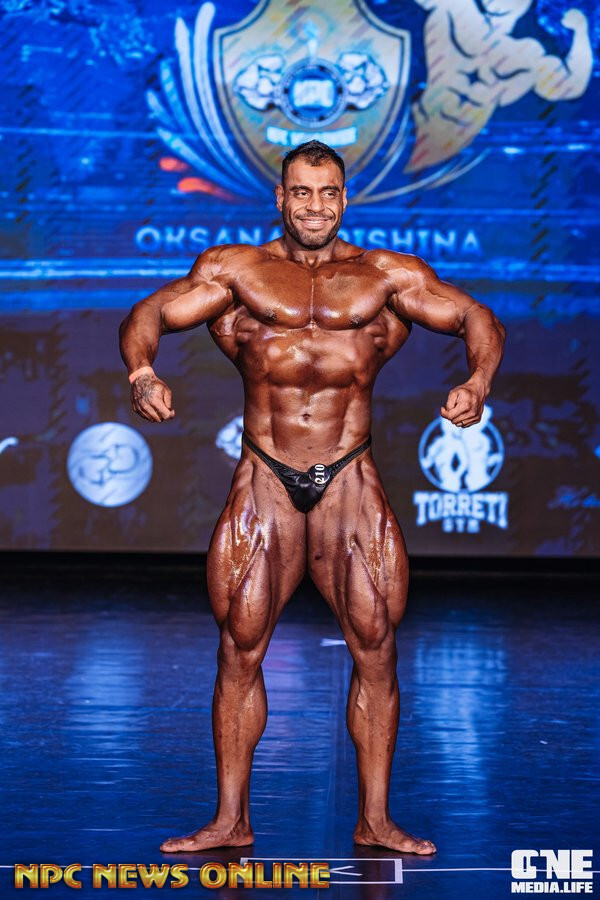 BodybuilderBest's tweet photo. Big Iranian jaguar Mohammed Montazery https://t.co/q1pFmDu72t