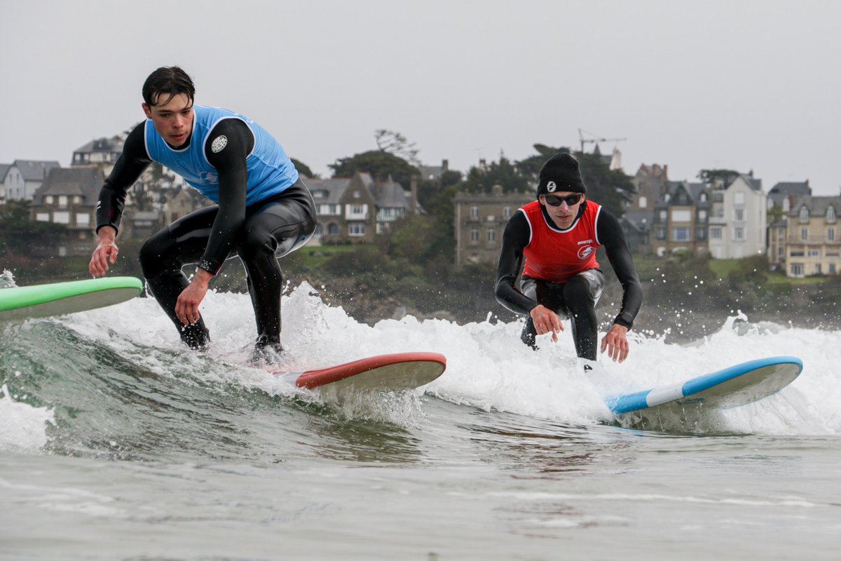 SurfHarmony's tweet photo. Titouan en frontside 😎
Vague partagée et mise en séquence par Léo @surfskeudenn 📷
#surfharmony #surf #frontside #vagueàdeux #surfinstructor #ecoledesurf #coursdesurf #surfschool #saintbriac #saintlunaire #plagedelongchamp #bretagne #dinardemeraudetourisme https://t.co/L0RaVV68z6