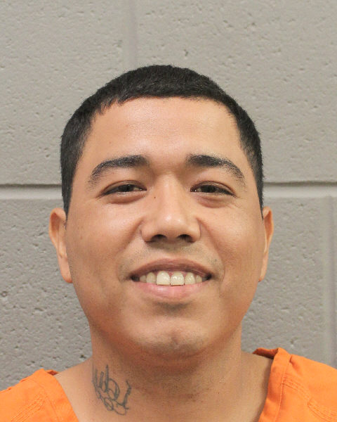 houstonpolice's tweet photo. ARRESTED: Booking photo of Angel Chavira, 33, now charged with murder in the fatal shooting of a man at 4711 W. 34th Street on Saturday (May 13).

More info: https://t.co/WzbYCHdDUM

#HouNews #OneSafeHouston https://t.co/yWi6LYQQZd