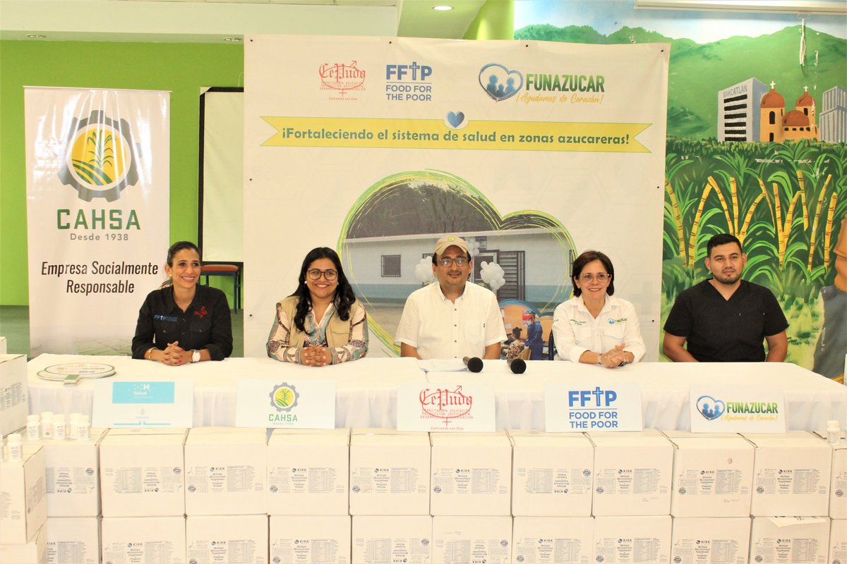 enter504's tweet photo. #Nacionales Funazucar y Cepudo - FFTP inician en la zona norte la distribución de multi vitaminas prenatales bajo la campaña “Para Ti y Para Tú Bebé”       #CAHSA #Funazucar #Cepudo #FFTP #ParaTiyTuBebe #Donación #Honduras #ZonaNorte 
https://t.co/RXWg3ZxWvi https://t.co/UK2qbl2DTL