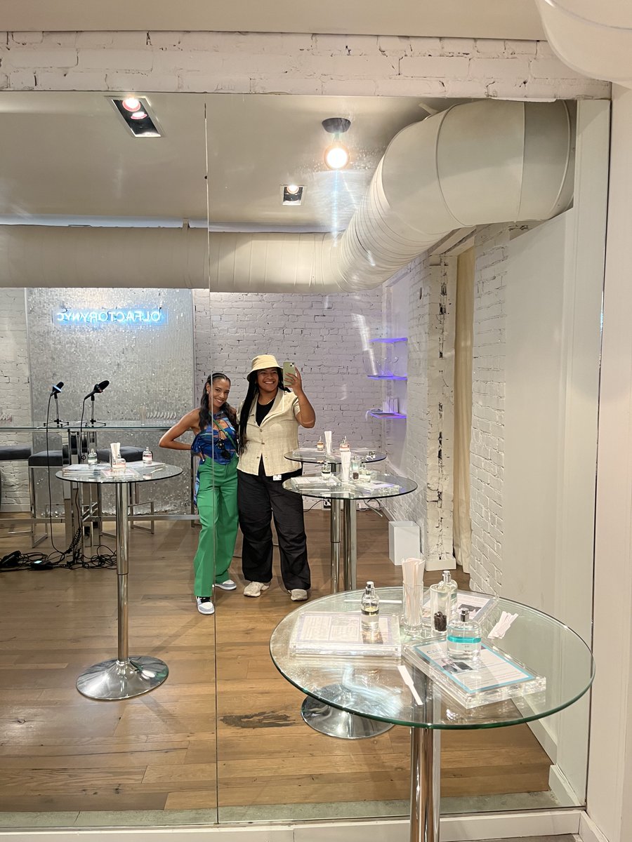 gabbybulgarelli's tweet photo. We first met up with @SaucySantana at @OlfactoryNYC. We HAD to do something bougie with the material girl, and what's wealthier than smelling like the bad bxtch you are?  /3 https://t.co/eo9pMwcyFa
