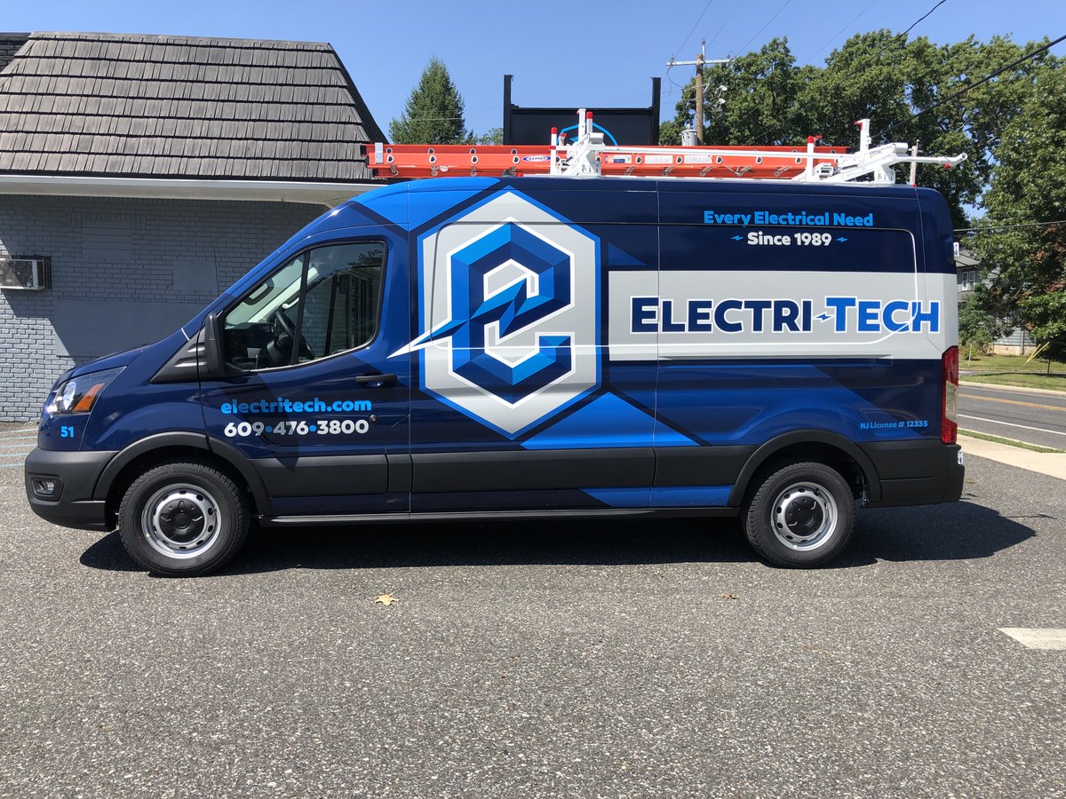 Another growing fleet with a #wrapped up Transit. #designerwraps #yourbrandrealized #vanwrap #commercialgraphics #fleetwrap #fleetgraphics #worktruck #workvan #fordtransit #electritech #electricalcontractor #vanwraps #southjersey #kickcharge #teamdw