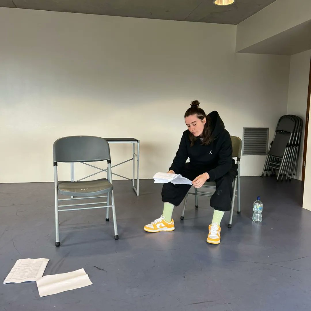 HiddenSkirts's tweet photo. In house rehearsals started! Cast are up on their feet 😃 

#Irish #Ireland #theatre #irishtheatre #community #WorkingClass #play https://t.co/wPw4YaM77j