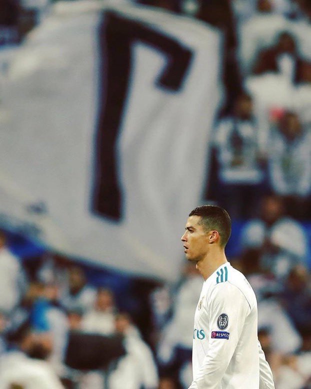 AkazaRM14's tweet photo. Hoy más que nunca me doy cuenta que Cristiano no es de este mundo.
Solo piénselo, Messi tuvo que doparse, su club le pago al vicepresidente de los árbitros, su padre le pago a la prensa, un jeque le regaló un mundial. Y aún así no le basto para alcanzar a Cristiano.
La Cabra. https://t.co/PkMPlJEtR8