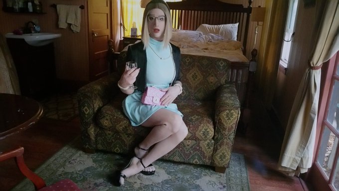 💕💕💕Sending out good energy 💕💕💕 hope everyone is feeling cutie, thinking good thought, and willing there<a href="/tag/dollface"class="tags"><span>#dollface</span></a><a href="/tag/sissy"class="tags"><span>#sissy</span></a><a href="/tag/realdoll"class="tags"><span>#realdoll</span></a><a href="/tag/feminization"class="tags"><span>#feminization</span></a><a href="/tag/bimbofication"class="tags"><span>#bimbofication</span></a>