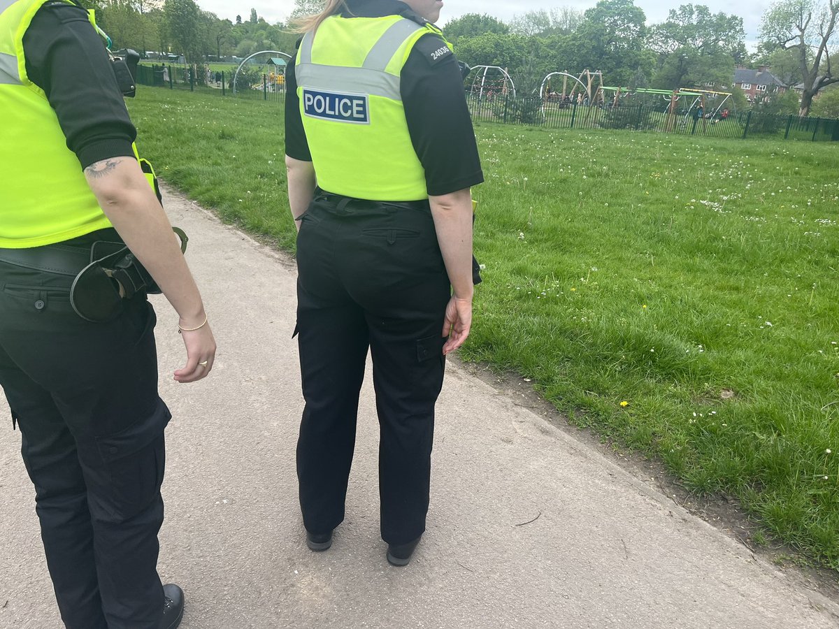 Officers are in and around Fox Hollies Park patrolling due to on going ASB in the area. Feel free to come have a chat with us. Lovely day for a stroll 🥵