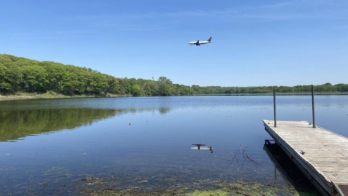 PauleenLe's tweet photo. Fort Snelling State Park is back open today just in time for a @WCCO #Top10Weather day! Perfect place for a walk, birding or airplane watching!The park closed April 21 for spring flooding. Some parts of the park are still closed but a beautiful day to get out and enjoy! ☀️ 😎 https://t.co/cFNjWdJ1Hq