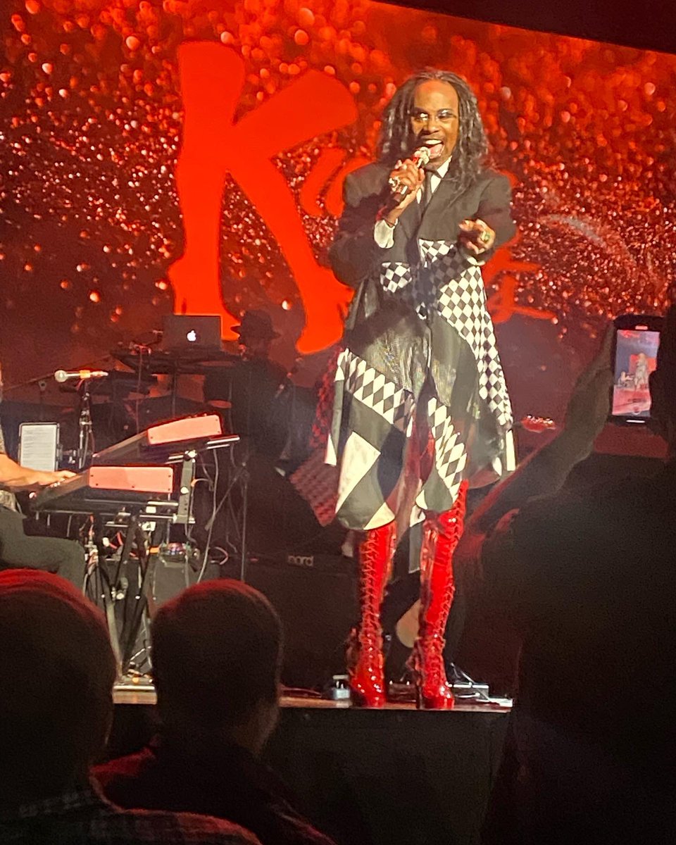 RandyTrahan7's tweet photo. Last night my husband and I celebrated our 42nd anniversary with friends on the front row of the Billy Porter concert at the Saenger Theatre. Do NOT miss this show!#billyporter#lovemyhusband#lifeisgood https://t.co/buP1BJN2TH