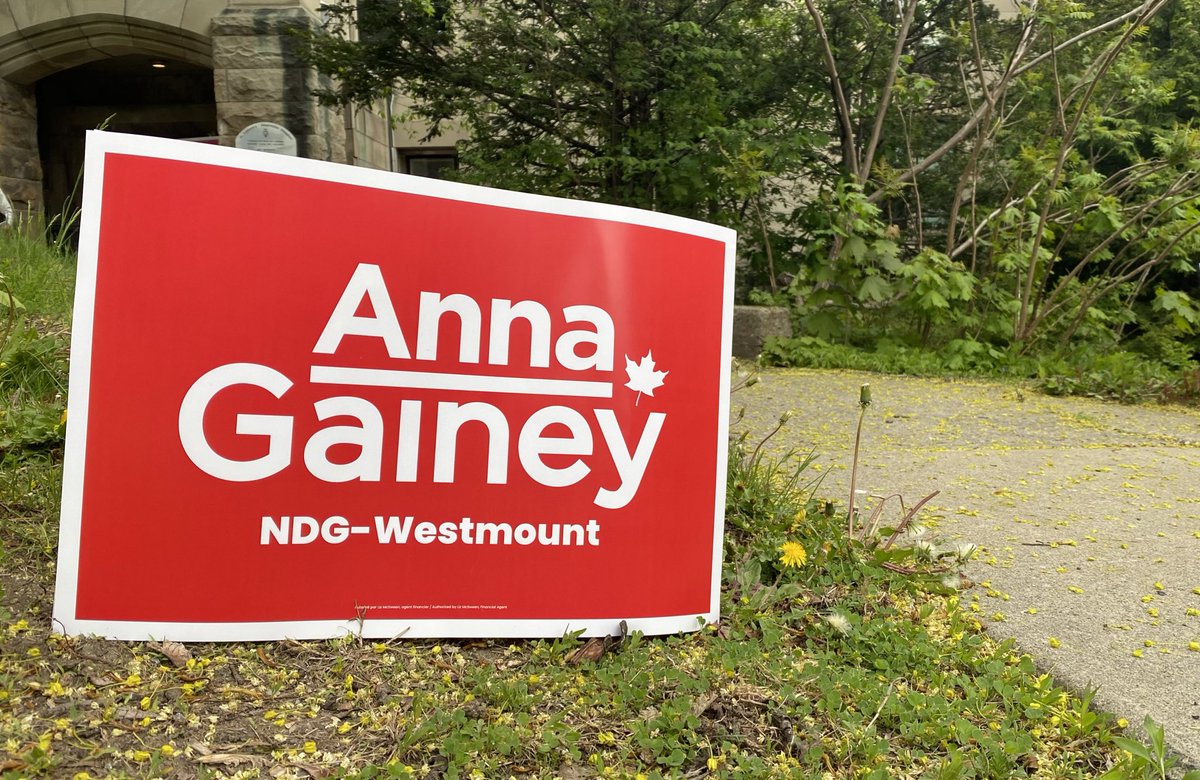 Today definitely is the day to Vote for Anna!

Plenty of posters, people and of course #DogsAtPollingStations 🇨🇦🗳️