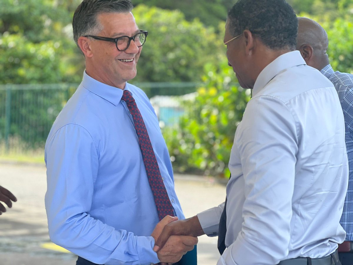 Préfet de la Martinique tweet media