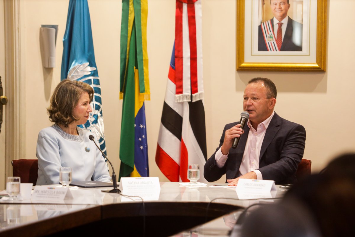 sistemasafma's tweet photo. A SAF esteve presente na solenidade de assinatura do Memorando de Entendimento (MOU) entre @PNUDBrasil  e @GovernoMA  para o desenvolvimento do Projeto REDD+. O governador @carlosbrandaoma e demais secretários estaduais e representantes do Pnud estiveram presentes.

#safma https://t.co/enrssSXXRP