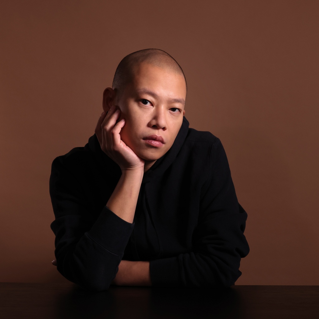 In honor of #AAPIHeritage month, we would like to spotlight #NYFW designers of Asian and Pacific Islander heritage. Starting with #JasonWu.