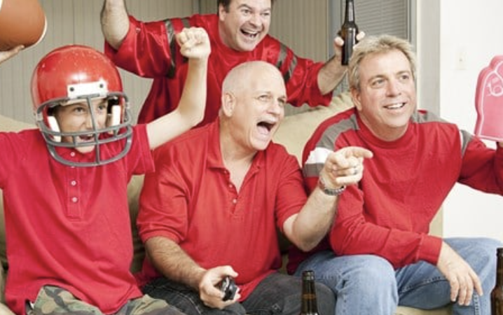 ALockerRoom1's tweet photo. Fantasy football attracts all sorts of characters, and if you spend enough time in FF circles, you’re bound to encounter at least a few people who seem too dysfunctional to be real. 

https://t.co/ZDwSyyY7c4 https://t.co/BXGsYTSqCg