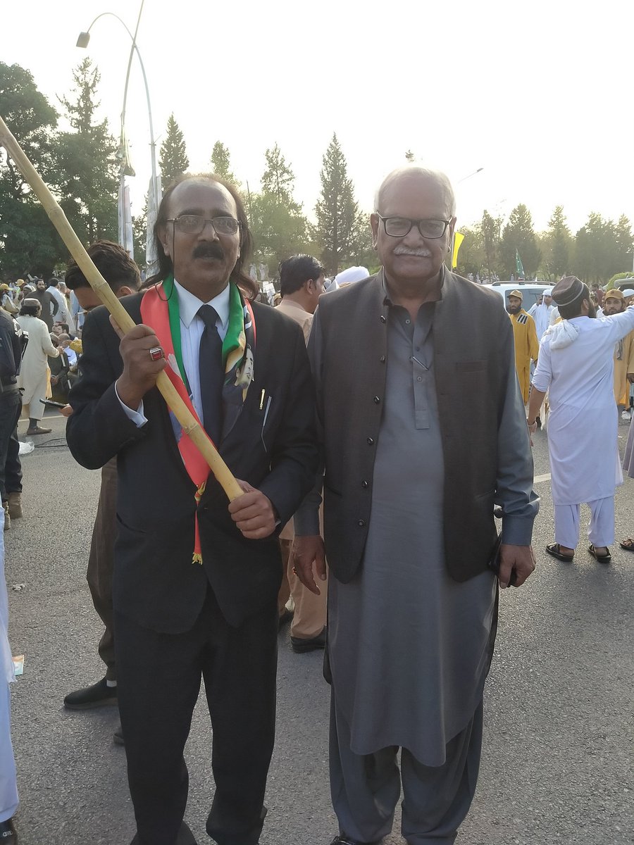 JavedRRaymond's tweet photo. چیئرمین بلاول بھٹو زرداری کی ہدایت پر پرامن احتجاج 15 May  سپریم کورٹ آف پاکستان کے سامنے اسلام آباد میں
,@WaqarMehdiPPP1
کےساتھ 
@JavedRRaymond
@BBhuttoZardari 
@AseefaBZ https://t.co/mMAD0SCFzY