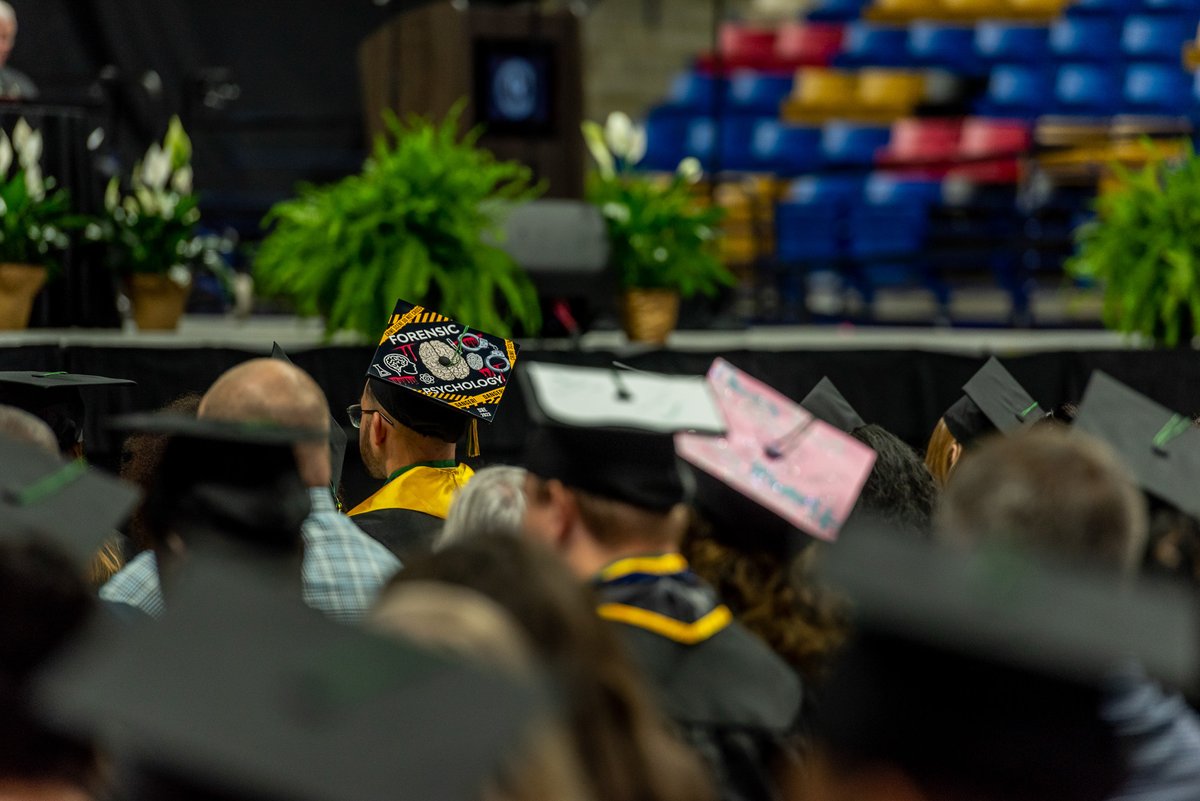 MethodistU's tweet photo. We can't get over the #MU23 grad caps from #CommencementWeekend ππ https://t.co/x06ArkJLHY