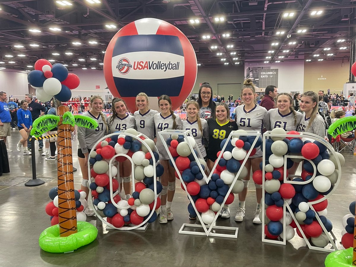 DVC_Defiance's tweet image. 16 Purple WON their bracket at OVR! Great season, ladies!! 💜🏐