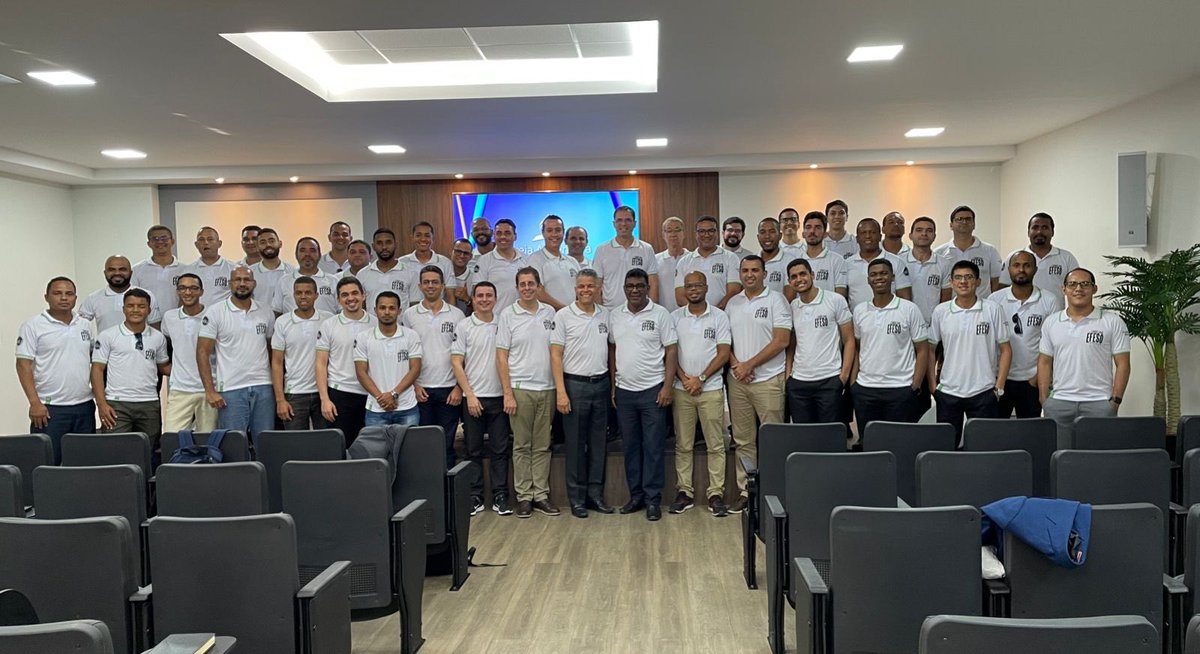 Escola de Evangelismo em Juazeiro.
Capacitação para expansão do Reino.
<a href="/rafaelrossi7/">Rafael Rossi</a>