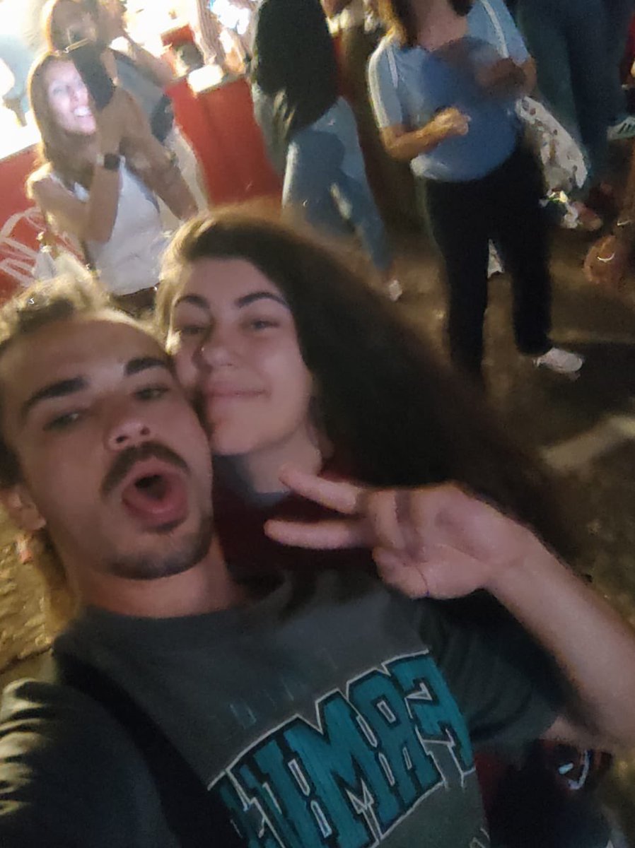 Caaarmengc's tweet photo. yo a ti te kiero mucho @coronado_ad https://t.co/ao1QQa3UDP