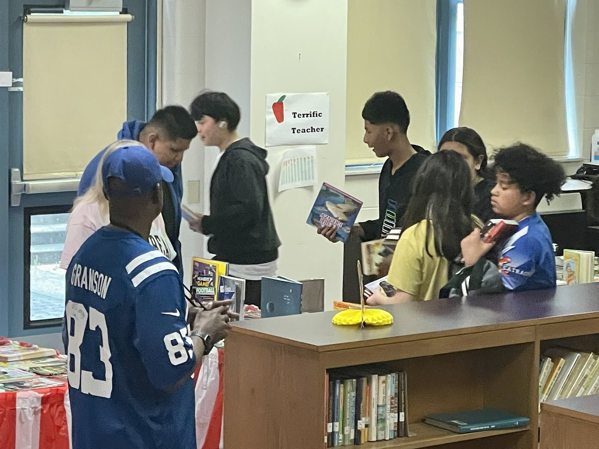 So thankful to <a href="/KGsKids1/">KG’s Kids</a> and <a href="/theKCG18/">Kylen Granson</a> for the amazing book fair at our school today. All students received 3 self selected books to take home for summer reading! <a href="/Colts/">Indianapolis Colts</a> 
 <a href="/coltscommunity/">Colts Community</a> 
@ipsschools
<a href="/AleesiaLJohnson/">Dr. Aleesia Johnson</a> 
<a href="/DrWarrenMorgan/">Warren Morgan</a> 
@lelasimmons19
@Jessdave5
<a href="/akuchik/">akuchik</a>