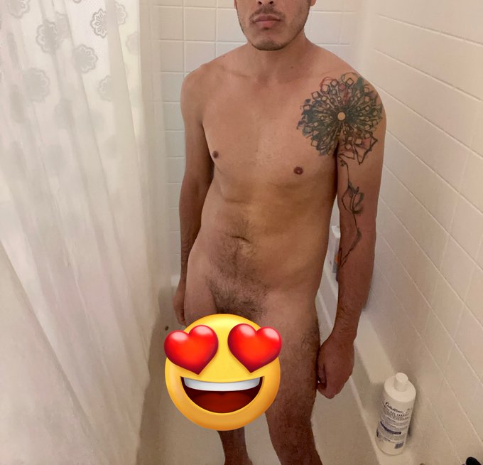 Come shower?  https://t.co/dnoCgdC7mQ https://t.co/XgsPXghRXd<a href="/tag/nsfw"class="tags"><span>#nsfw</span></a><a href="/tag/onlyfans"class="tags"><span>#onlyfans</span></a><a href="/tag/hunggay"class="tags"><span>#hunggay</span></a><a href="/tag/uncutmex"class="tags"><span>#uncutmex</span></a>