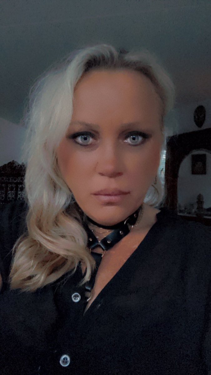 jessetwitsnow's tweet image. Ik lach niet meer….mega boos echt woedend op mezelf enorm teleurgesteld in andere en Twitter moe..voorlopig tabee fuckers …. #back2basic
