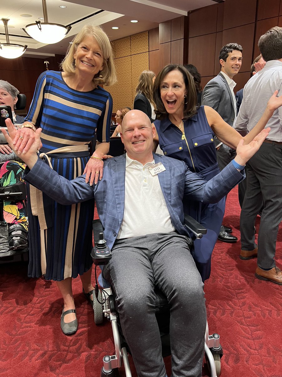 lisamurkowski's tweet image. I met with some extraordinary advocates last week in DC at an #ALSAwarenessMonth event. Hearing their stories firsthand is a powerful reminder of the importance of continued education &amp;amp; research.

Thanks to @iamalsorg &amp;amp; all the volunteers who took part.

Together, we can #EndALS