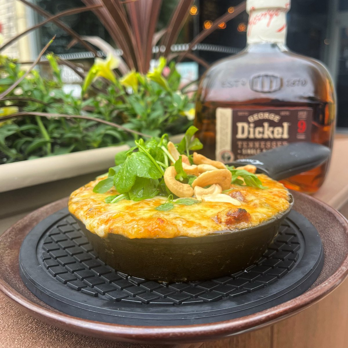 Bourbon & Baker tweet media