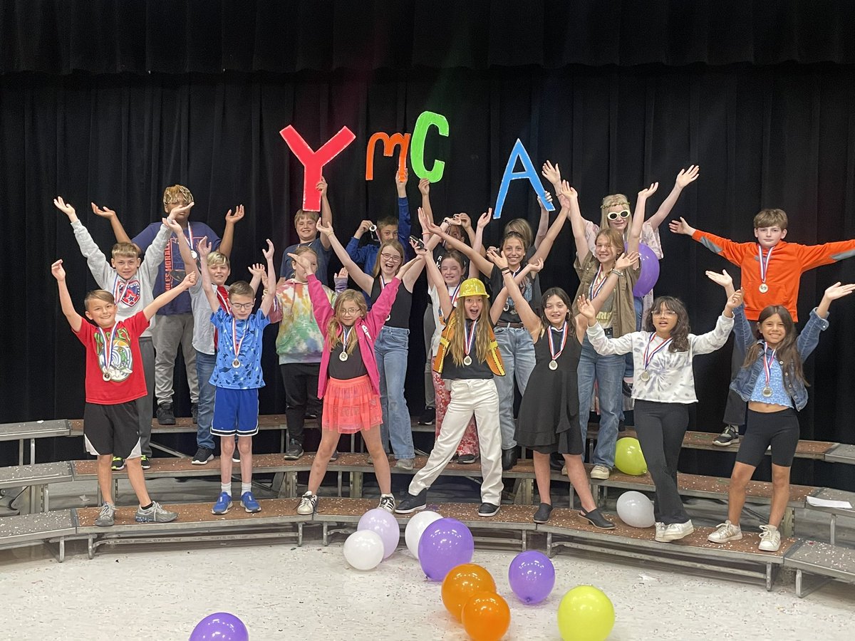 MrsB323's tweet image. The annual North School Sing Off was held this morning. 🥇- Mr. Lawson’s 5th grade- Proud Mary, 🥈- Mrs. Gourley’s 5th Grade - YMCA, 🥉 Ms Ward’s 4th Grade - Old Time Rock &amp;amp; Roll! #Proud2bNorthies #JCSchoolChampions #WeAreElementary @North_Tweets