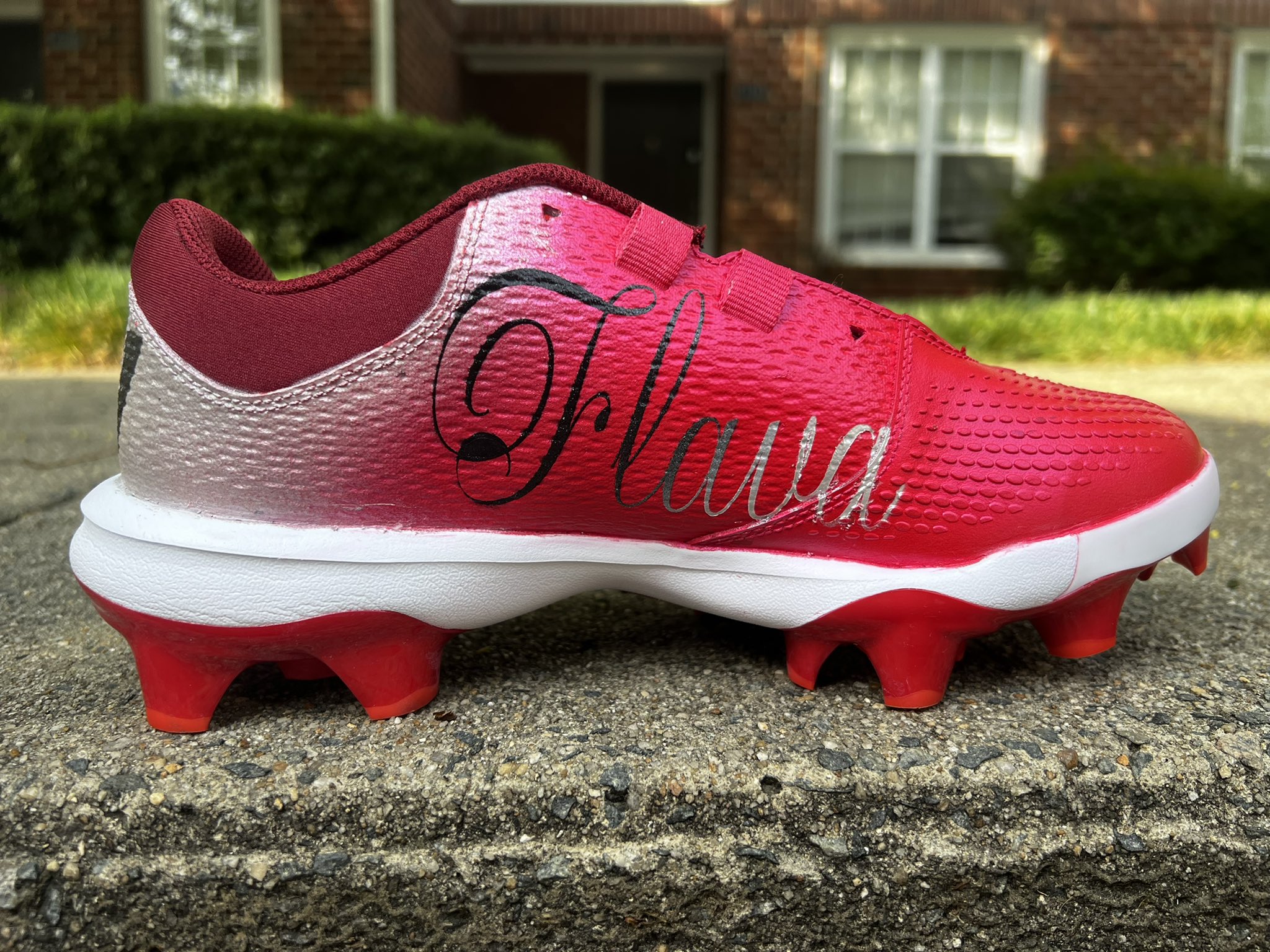 travis scott baseball cleats