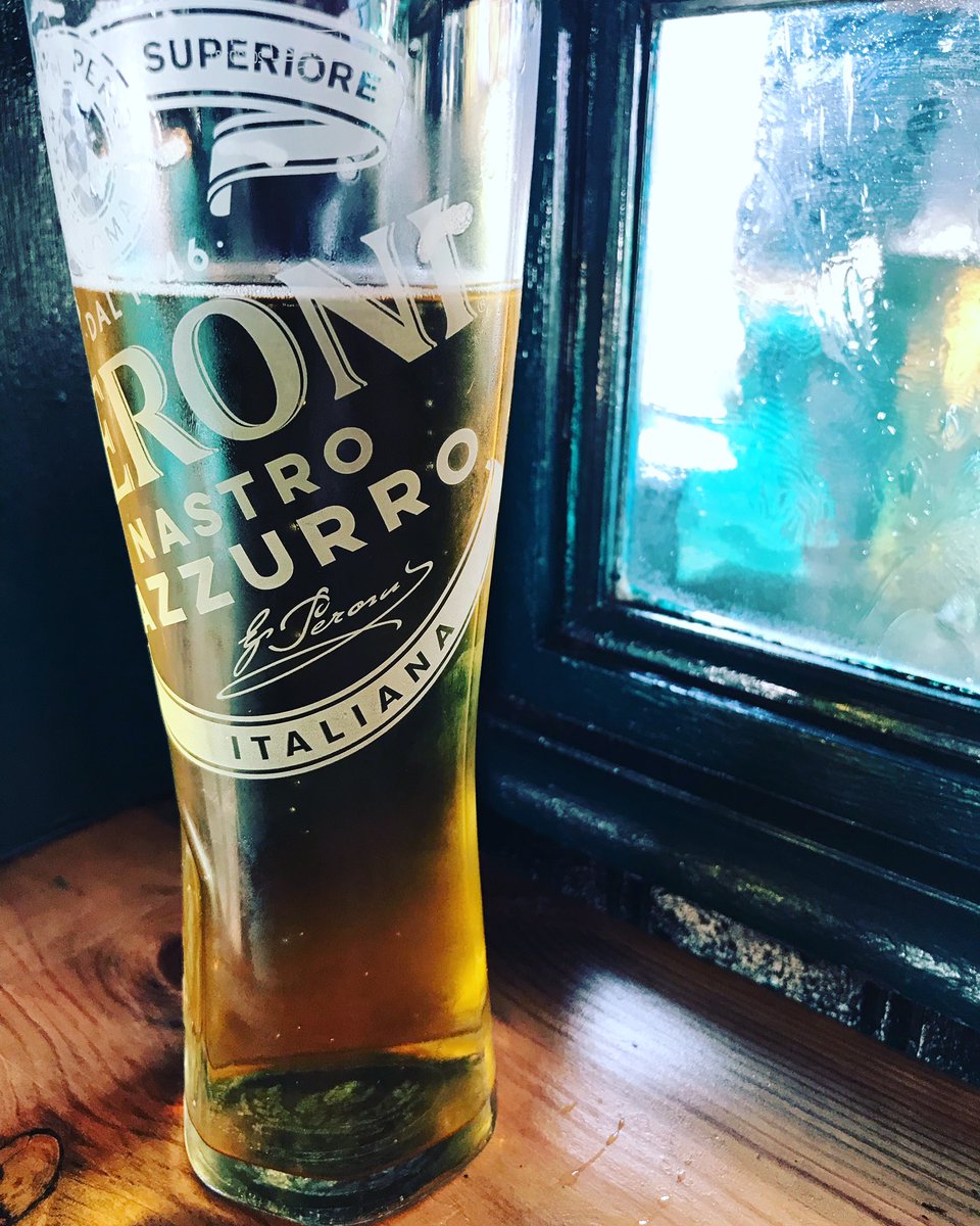 JasonSzewczyk's tweet photo. Papa’s having a pint. #Deansgate #Manchester #AguaDePapá https://t.co/sJ8zZVyuRa
