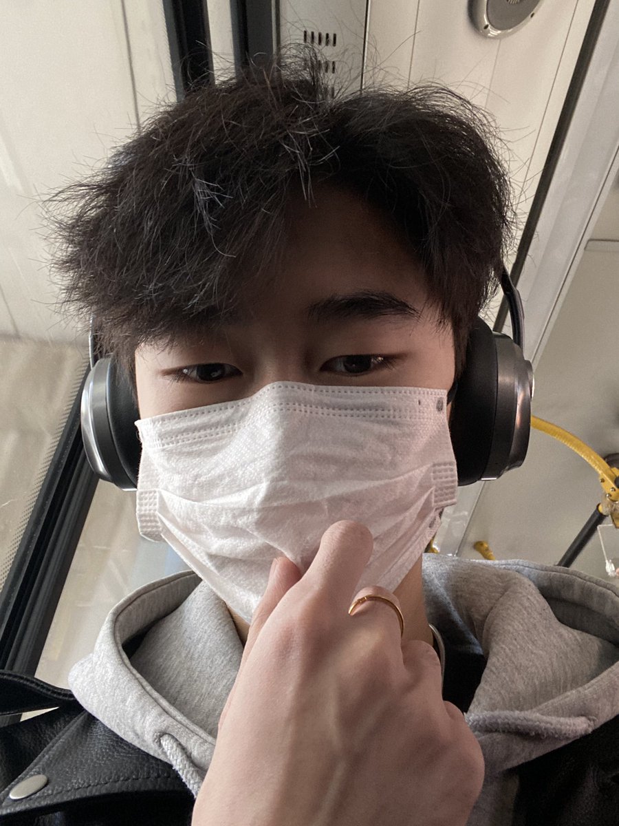 芝麻 (@nmdufvsrm0gzztj) on Twitter photo 