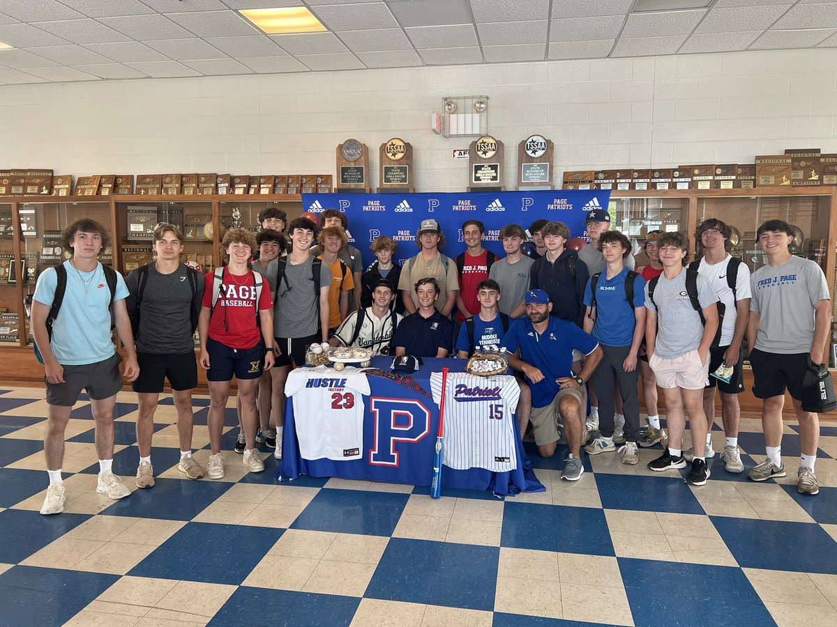 BenMoore_04's tweet photo. Official.@LyonBaseball @PAGE_baseball #ForeverAScot https://t.co/pS2sblGn1X