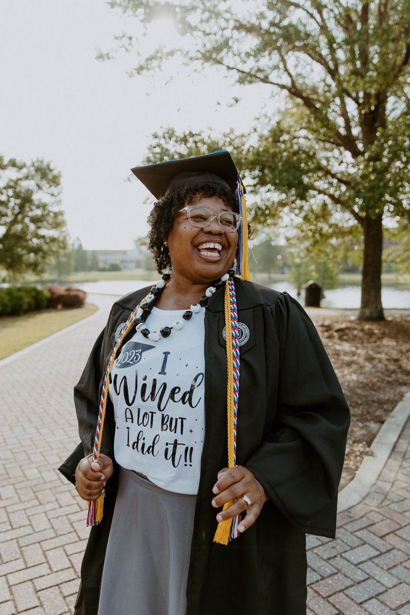MGAstateU's tweet photo. No Monday blues here! We're still celebrating our spring '23 grads! πΎπβοΈ
#MGAGrad #Knighted23 #GoKnights #Graduation #Classof2023 https://t.co/tvF5TeY9Te