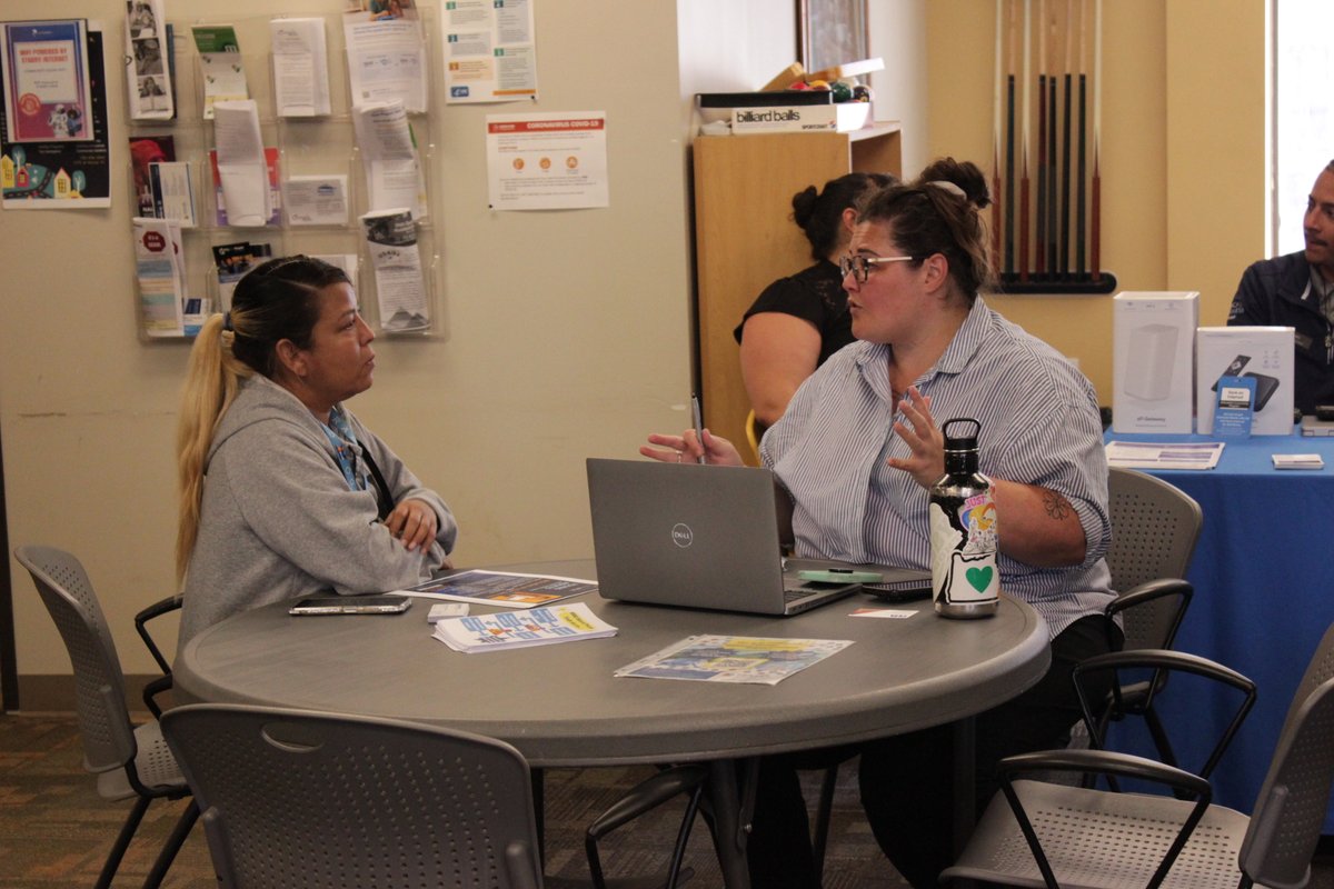 Denver_Housing's tweet photo. We have an ongoing #DigitalFair, helping our community advance their digital skills. The next class is May 16 from 3-5:00 pm at Thomas Connole, 1710 Williams St. 80218. Call Cory at 720-403-1806 with questions. https://t.co/C7BDznQVZs