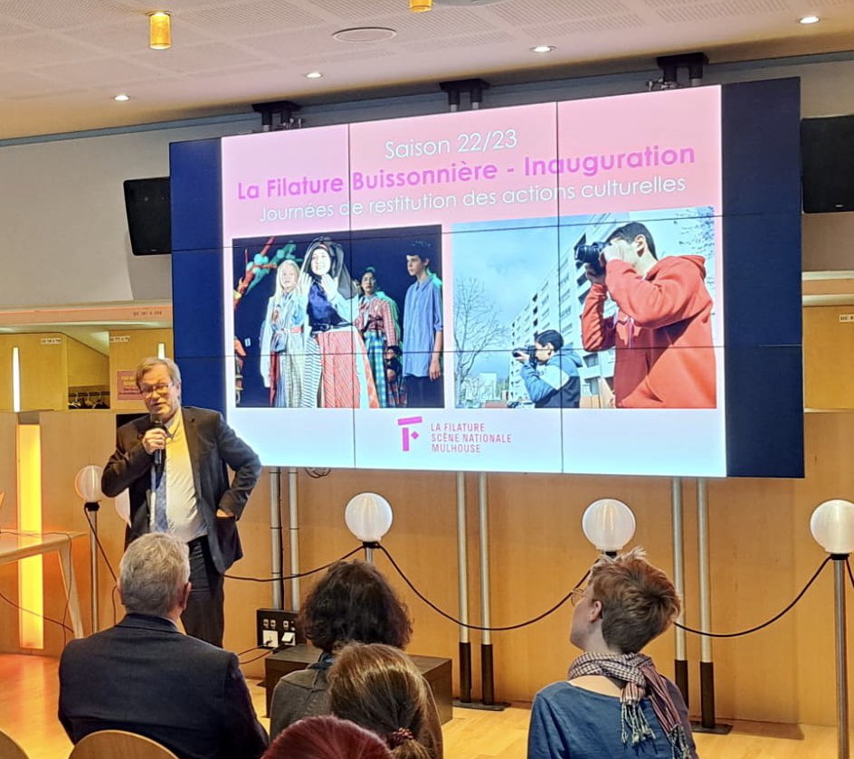 acstrasbourg's tweet photo. #FilatureBuissonière Journées de restitution des actions culturelles 22-23 à la @La_Filature avec @OlivierFaron et les élèves des @college_moliere et St-Exupery. Les élèves @ArmandLycee68 témoignent sur la création du spectacle Racines proposé ce soir au public. Bravo 👏👏 https://t.co/Zces8pIuUI