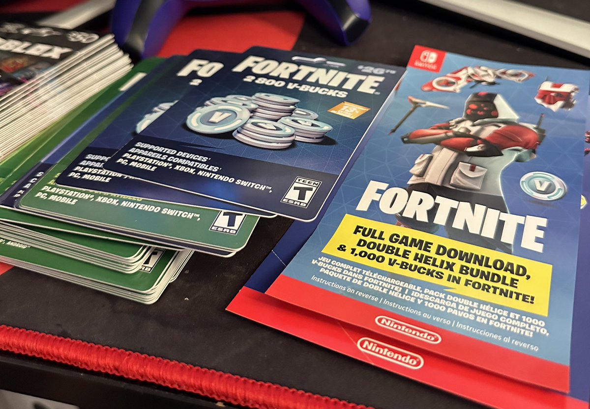 FortnitePV2's tweet photo. @FortniteGame Miles Morales Giveaway

Since this skin was now 100% confirmed and announced I’d like to reward 5 people who Like + Retweet this tweet with some V-Bucks Codes. Winners will be chosen in 6 HOURS! You don’t need to be following me :) everyone is welcome! https://t.co/6IULu6gldz